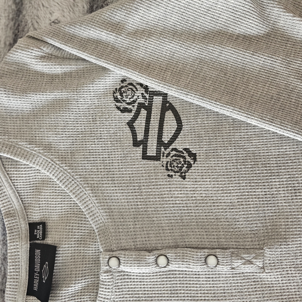 Harley Davidson Gray Thermal Top